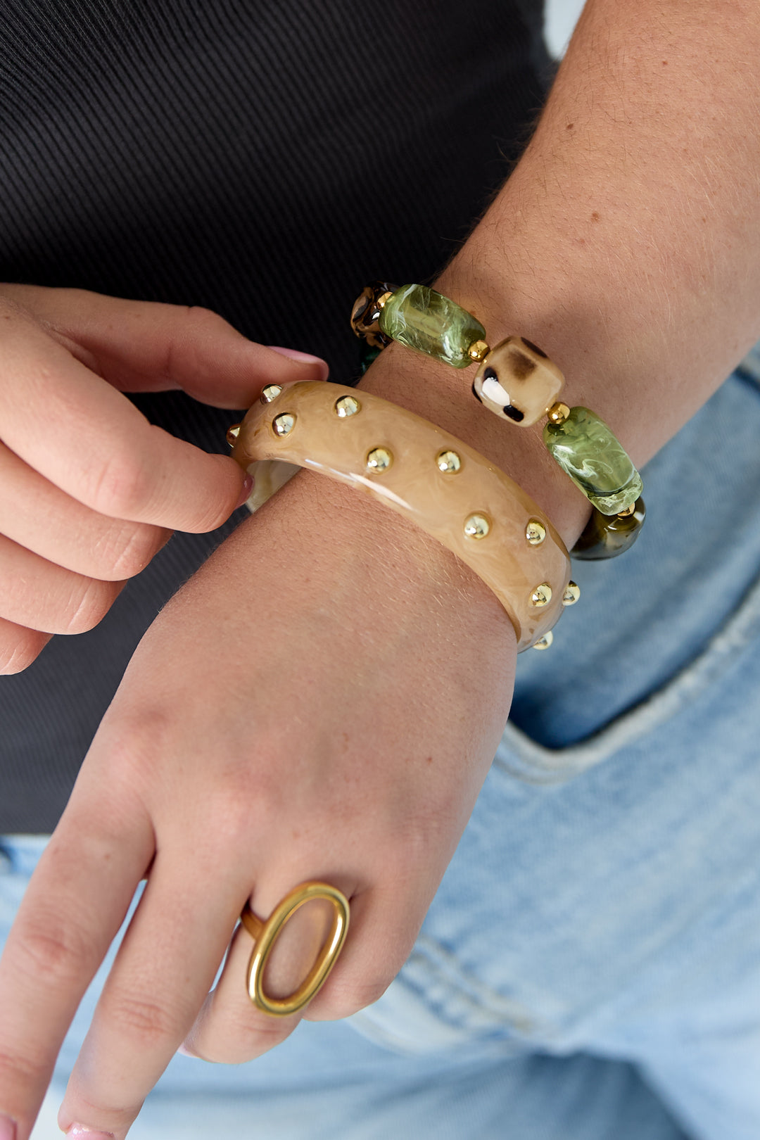 Acryl-Perlenarmbänder, unregelmäßige Form, schlichte Alltagsserie, Damenschmuck