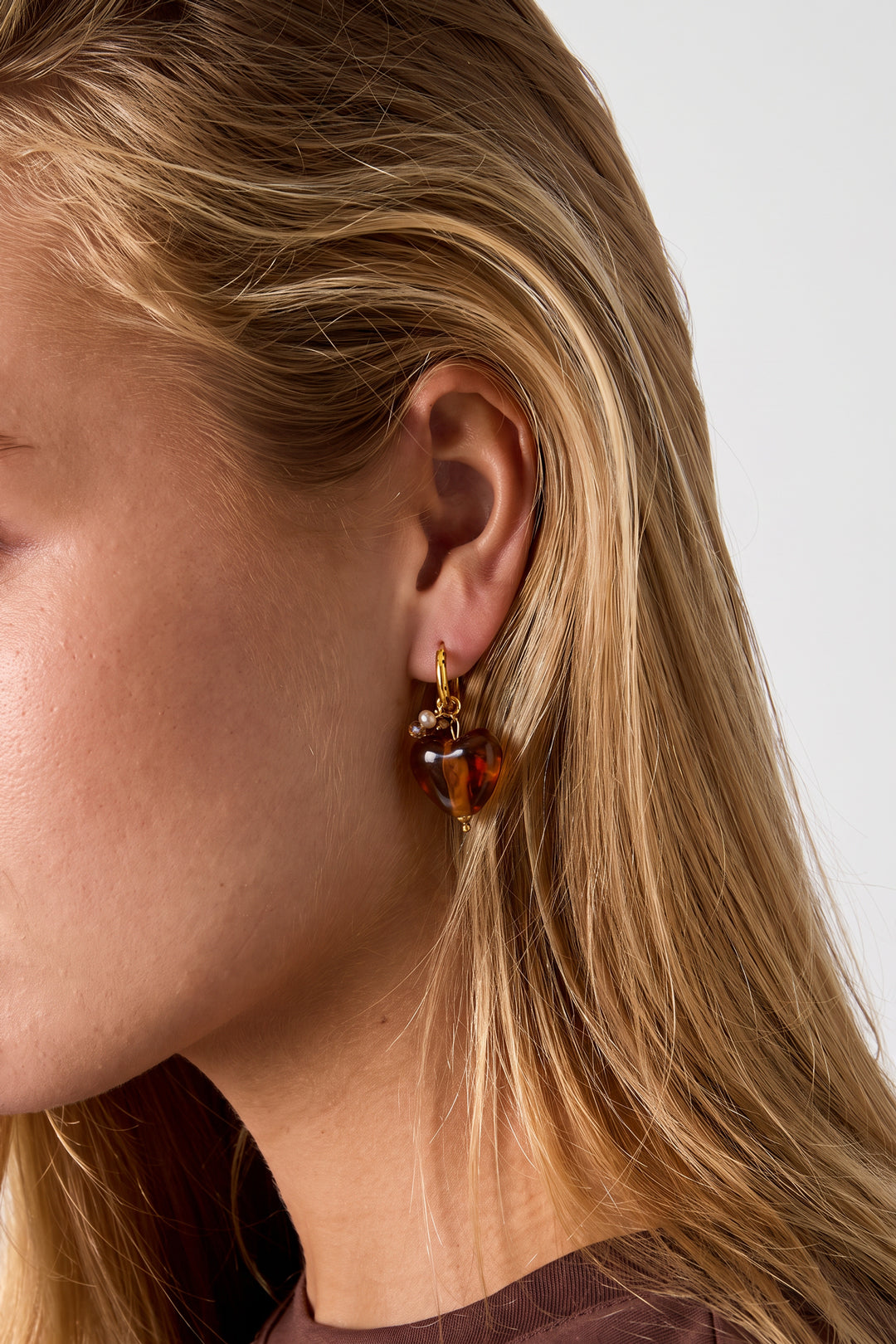 Herzförmige Ohrringe aus Edelstahlperlen, schlichte Alltags-Serie, Damenschmuck