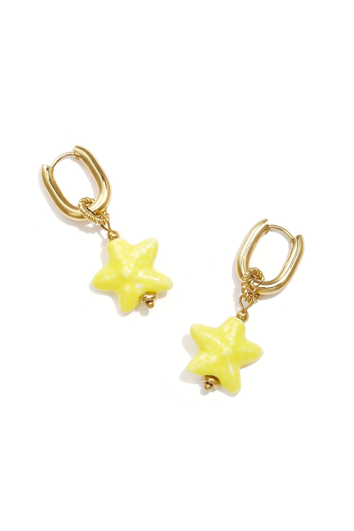 Squoval-Ohrringe mit farbigem Sternanhänger